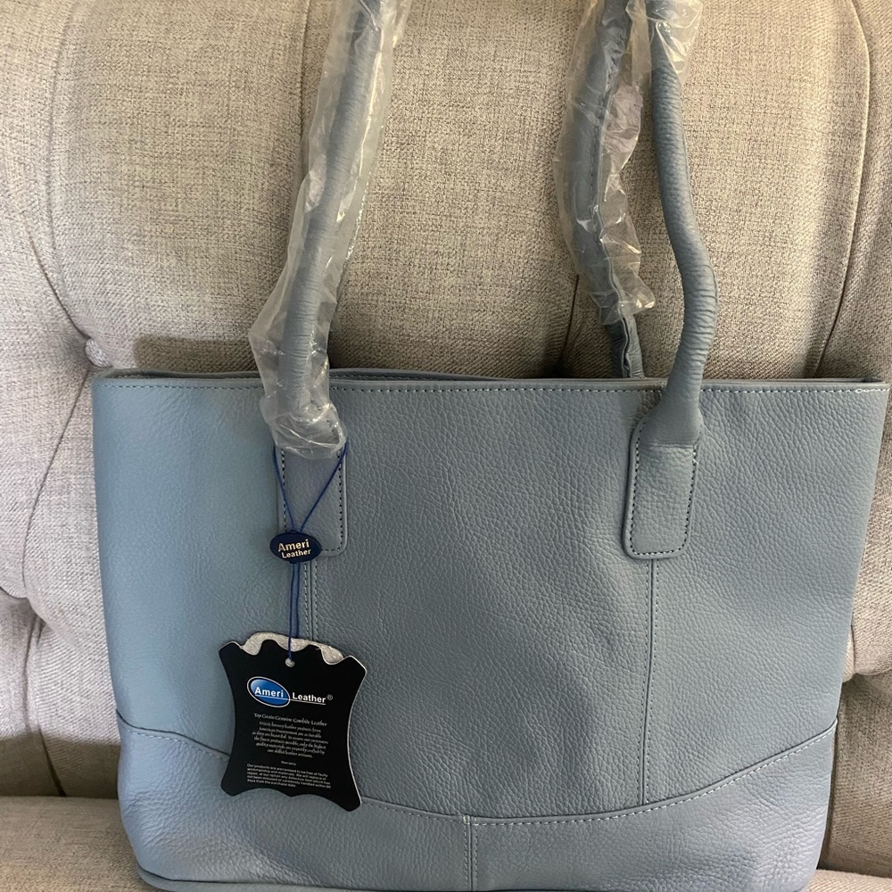 Ameri Leather Casual Handbag.Beautiful Light Blue. - image 3